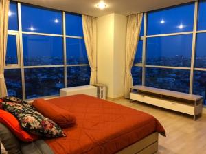 For RentCondoRatchadapisek, Huaikwang, Suttisan : for rent Rhythm Ratchada 2 bed Special price High floor