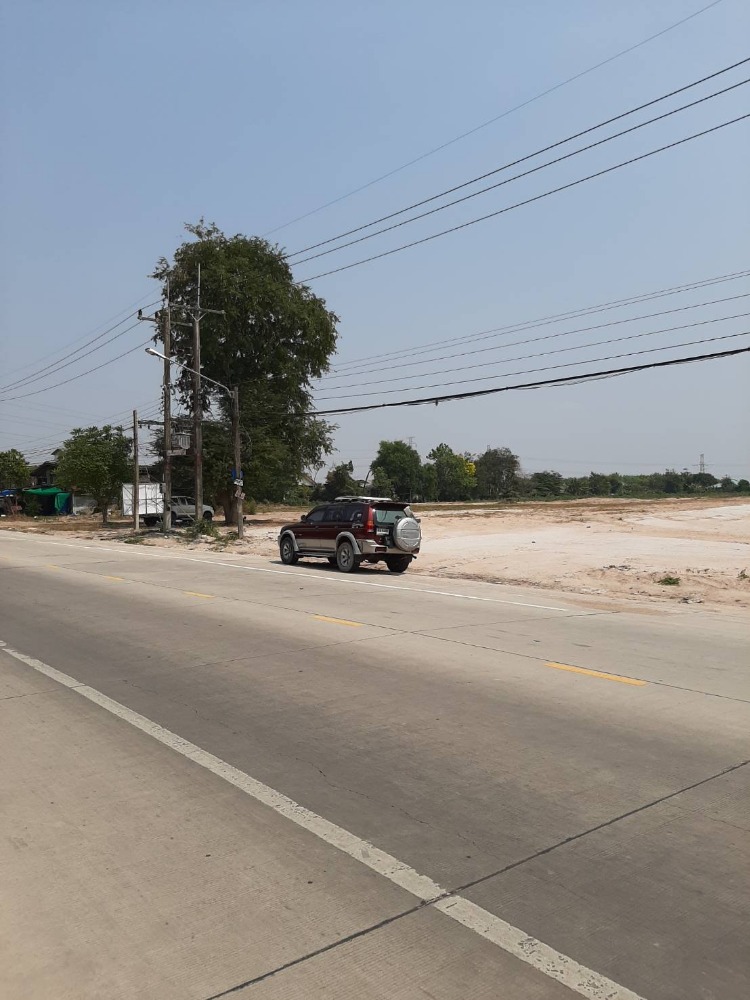 For SaleLandRayong : Land for sale in Rayong, on Naen Phrom Road, near RIL Industrial Estate, 15-2-5.6 rai, selling price 4.5 million baht*/rai, total 69.813 million baht*