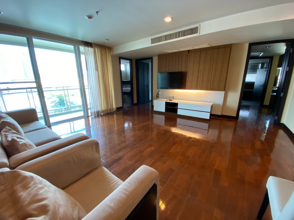 ให้เช่าคอนโดสุขุมวิท อโศก ทองหล่อ : Pet Friendly 2 Bed @BTS Thonglor (175 Sqm) Rental 55,000 THB Negotiable