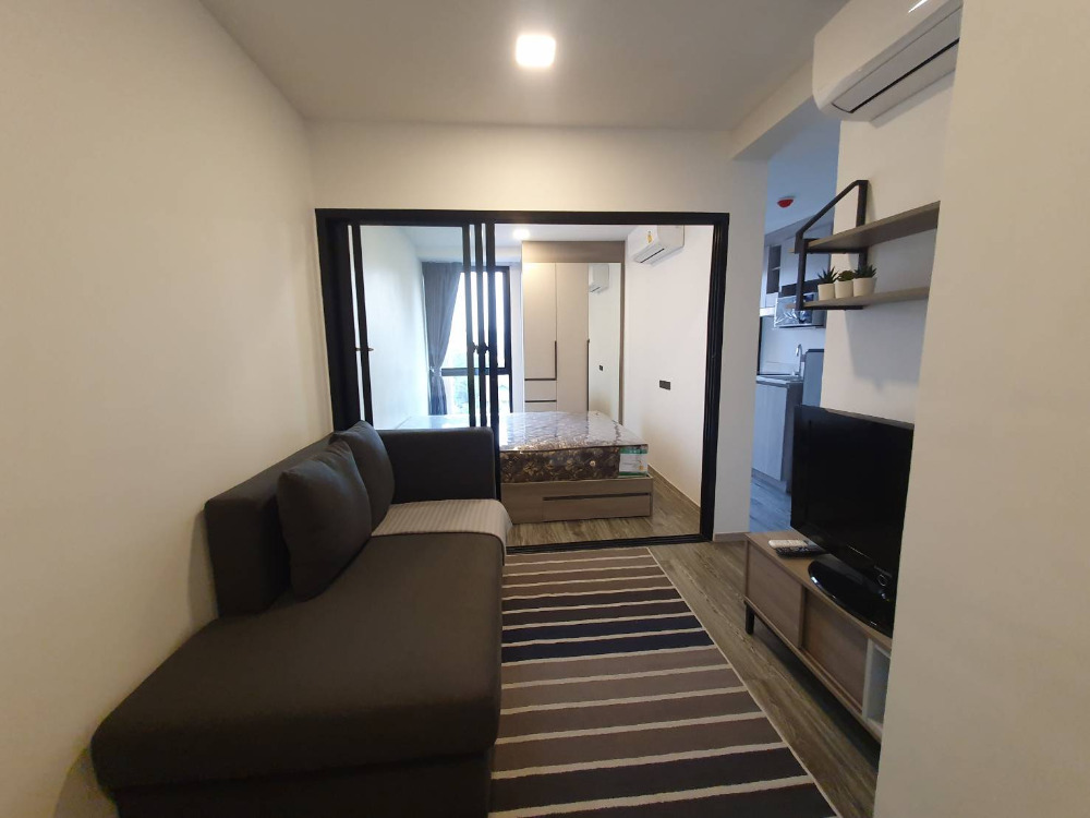 For RentCondoAri,Anusaowaree : SN344 **Special price has arrived 13000 every room has a washing machine in every room**For rent, special type room, Condo at Vira Phahon Ari, Soi Phahon 14, 8th floor, unblocked view