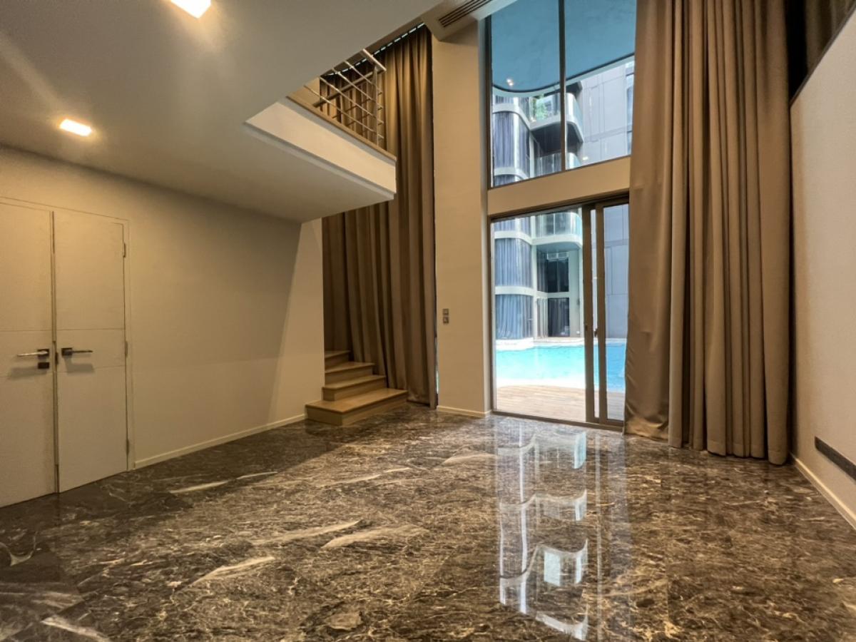 For SaleCondoSukhumvit, Asoke, Thonglor : Urgent sale, down payment reserved room, Ashton Residence Sukhumvit 41, pet-friendly condo, 3 bedrooms, pool access, last room