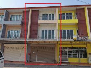 For RentShophouseRayong : A three storey commercial building in EEC