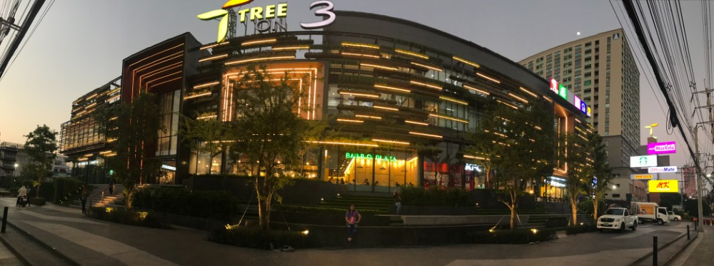 For RentRetailRama3 (Riverside),Satupadit : Space for rent, Tree on 3 Rama 3 Shopping Center, next to BRT Charoen Rat Station