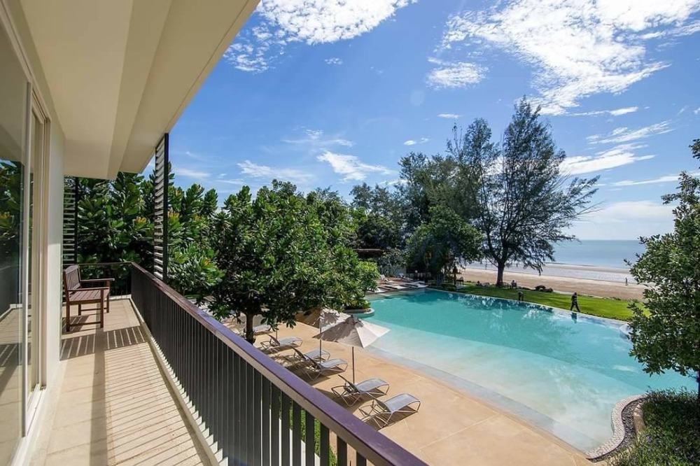 For SaleCondoHuahin, Prachuap Khiri Khan, Pran Buri : Beachfront Penthouse at Baan Nubkluen (Baan Nub Kluen) HuaHin