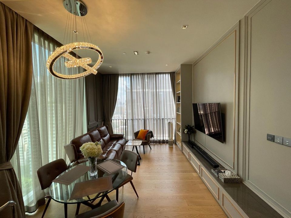 For SaleCondoWitthayu, Chidlom, Langsuan, Ploenchit : +++ Urgent sale +++ 28 Chidlom *** 2 bedrooms, size 69.86 sq m, fully furnished, ready to move in.