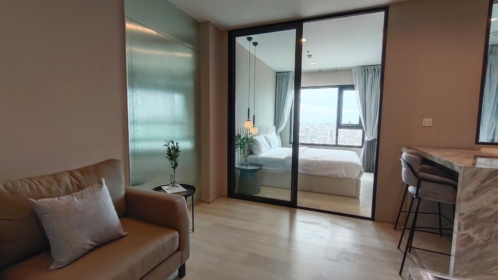 For RentCondoWitthayu, Chidlom, Langsuan, Ploenchit : (Not available) Life One Wireless condo for rent fully furnished BTS Phloen Chit, Lumpini US Embassy Bangkok