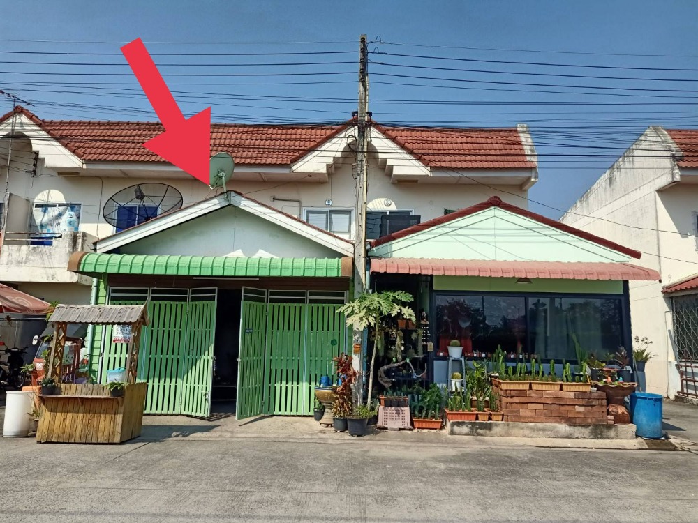 For SaleTownhouseChachoengsao : Townhouse 2 floors, Silarom Village 4, Chachoengsao, near Luang Pho Sothon Temple, 304 road