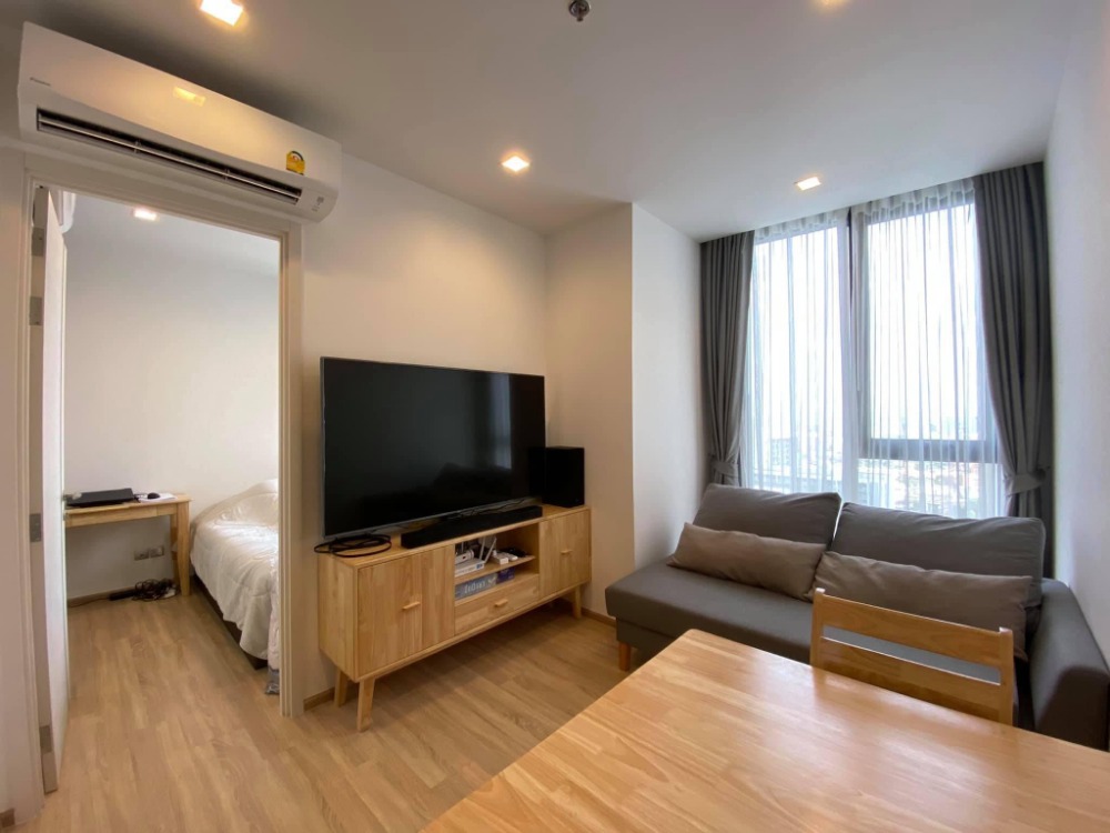 For SaleCondoSapankwai,Jatujak : 🔥 v Quick! The LIne Phahon-Pradipat 1 bedroom, 33.89 sq m, 30+ floor, east facing, closed kitchen 🔥 Only 5.19 million!