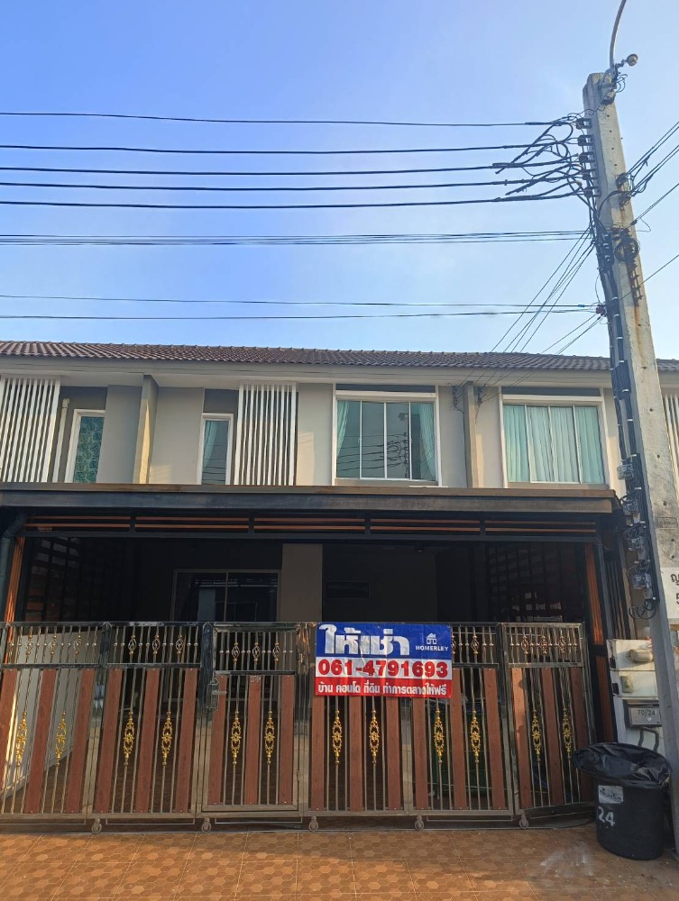 For RentTownhouseRama5, Ratchapruek, Bangkruai : New house, never rented, townhome, Pruksa Light Log, Rattanathibet, near Westgate, 5 minutes to 11,000