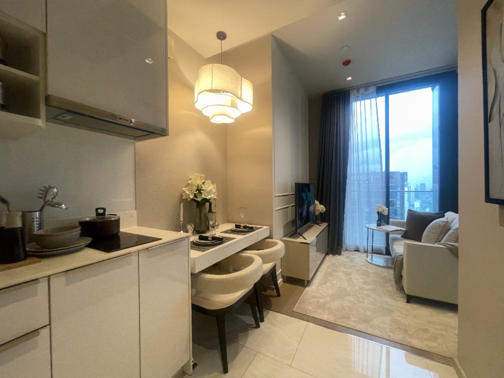 For SaleCondoSilom, Saladaeng, Bangrak : Best Price in Ashton Silom 1 bedroom 31 sqm high floor foreigner quota available!