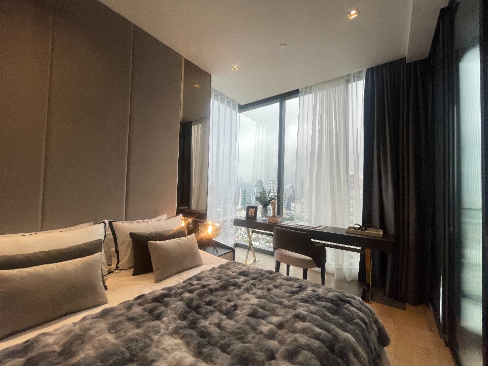 For SaleCondoSilom, Saladaeng, Bangrak : Ashton Silom 1 bedroom big size / high floor Best price! Fully furnished