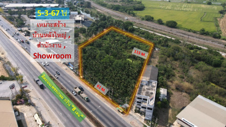 For SaleLandNakhon Pathom : Land for sale, Thammasala Subdistrict, Mueang Nakhon Pathom District # Next to Petchkasem Road, 8 lanes wide (suitable for building a big house, office + showroom) 5-3-67 rai, width 61 m.