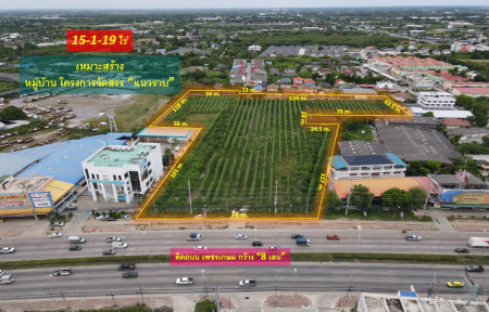 For SaleLandNakhon Pathom : Land for sale, Thammasala Subdistrict, Mueang Nakhon Pathom District—next to Petchkasem Road, 8 lanes wide (suitable for building a village, low-rise project), 15-1-19 rai, width on the road 74 m.