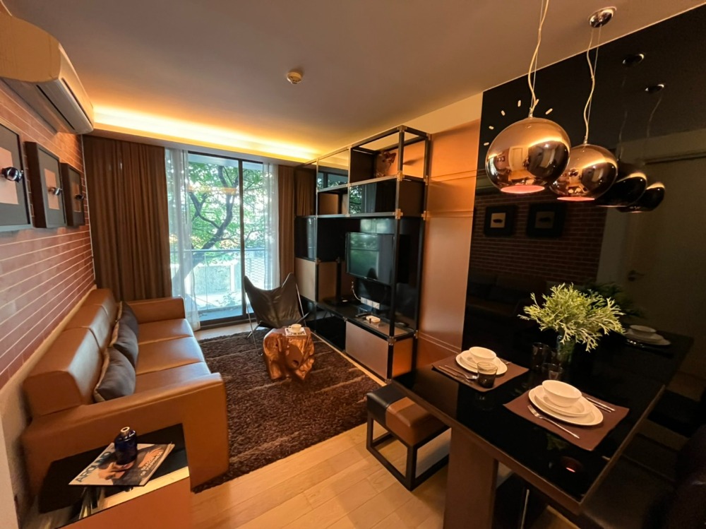 For RentCondoSukhumvit, Asoke, Thonglor : Price reduced again for rent : The most beautiful room with great power, negotiable price. Hurry up and talk to us. 095-390-5490