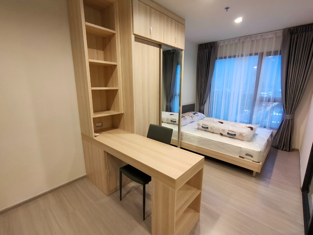 For RentCondoRama9, Petchburi, RCA : +++For urgent rent+++!! Life Asoke Hype** 1 bedroom, size 27 sq m., built in, fully furnished, ready to move in!!!!