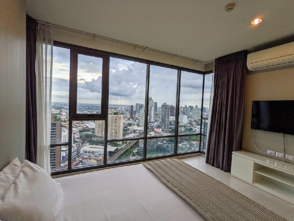 ให้เช่าคอนโดสุขุมวิท อโศก ทองหล่อ : [Agent Post : Co-Welcome] Rhythm SKV42, 2 beds for Rent, High Floor, Nicely decorated at Special Price!!