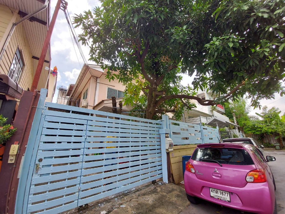 For SaleHouseRatchadapisek, Huaikwang, Suttisan : 2 storey detached house for sale (built by myself) 59 sq m Soi Pracharat Bamphen 7 Intersection 5 * Near Huai Khwang Intersection and MRT Huai Khwang 800 meters