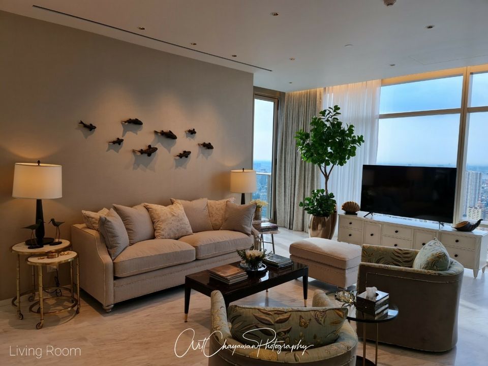 For SaleCondoSathorn, Narathiwat : +++Quick Sale+++ Four Seasons Private Residences **2 bedrooms, 140 sq m., 41st floor, fully furnished, ready to move in.