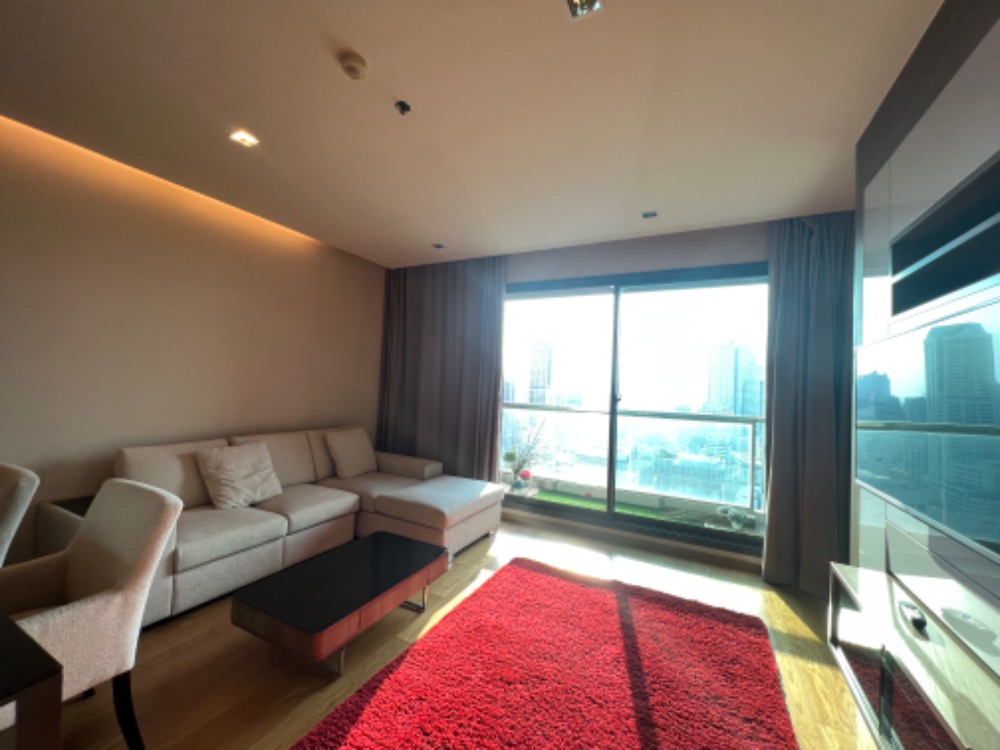 For RentCondoSathorn, Narathiwat : for rent High floor 2 bed 2bath The address sathorn 🌟🌟