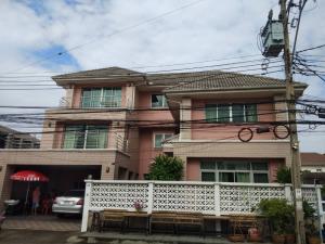 For SaleHousePattanakan, Srinakarin : *Sale* 3-storey house, Phatthanakan 50