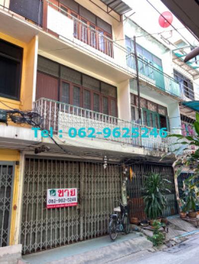 For SaleShophouseBang Sue, Wong Sawang, Tao Pun : Commercial building for sale, near MRT Bang Pho, 450 meters, Pracharat Sai 1, 139 sq m, 11 sq wa, selling below market price.