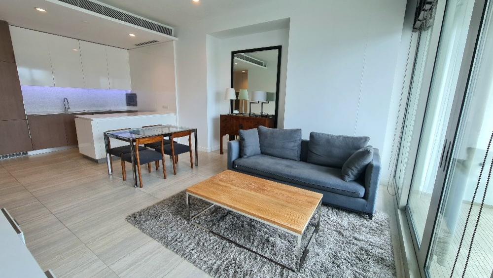 For SaleCondoWitthayu, Chidlom, Langsuan, Ploenchit : Condo for sale, 185 Ratchadamri, size 69.52 sq.m., 12th floor.