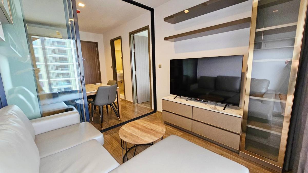 For RentCondoLadprao, Central Ladprao : 🔥For rent, 1 bedroom, 35 sq m. 🔥 Beautiful room, high floor, fully built-in. Complete electrical appliances 22,000/month. Ask for more information 094-565-6351 (POPPY)