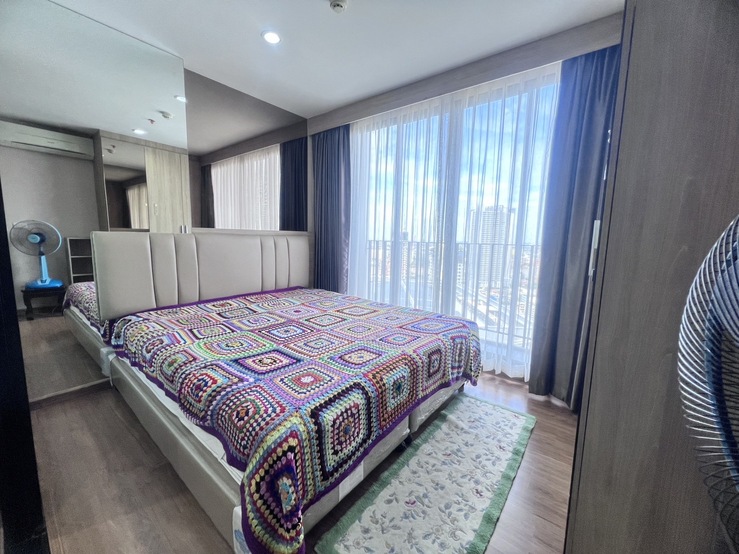 For RentCondoBang Sue, Wong Sawang, Tao Pun : 🌈 [For rent] The Tree Interchange (1BR 36 sq m / 12,000 baht) 30th floor, Building B, near the BTS, call 0636241455 !!