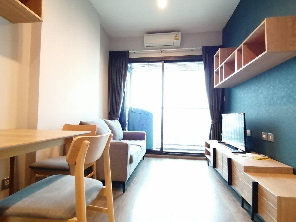 For SaleCondoLadprao, Central Ladprao : Condo for SALE *** Whizdom Avenue Ratchada-Ladprao, 21st floor, fully furnished with all electrical appliances, next to MRT Lat Phrao @5.59MB (For sale with tenant)