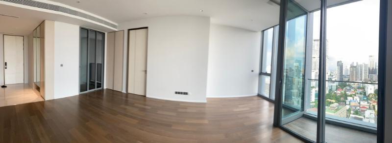 For SaleCondoSukhumvit, Asoke, Thonglor : Condo For Sale Kraam Sukhumvit 26 2 Bedroom 2 Bathroom 102 sqm