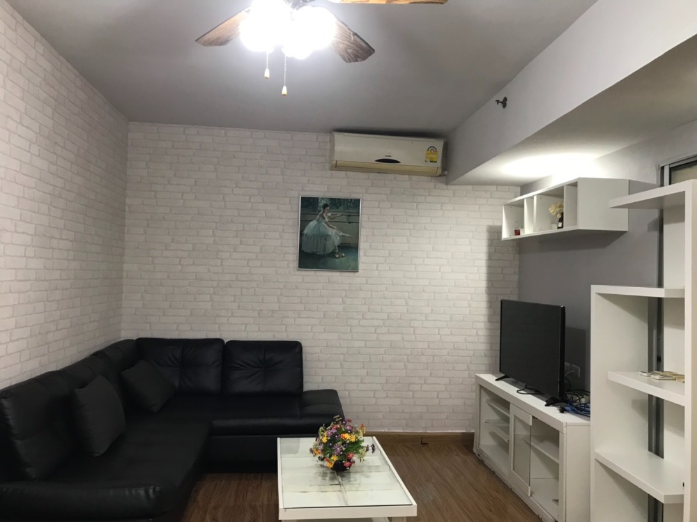 For RentCondoPattanakan, Srinakarin : Condo for rent, Supalai Park Srinakarin, beautiful room, decorated, fully furnished, ready to move in. Iine: @yyk6635b (with @ in front too)