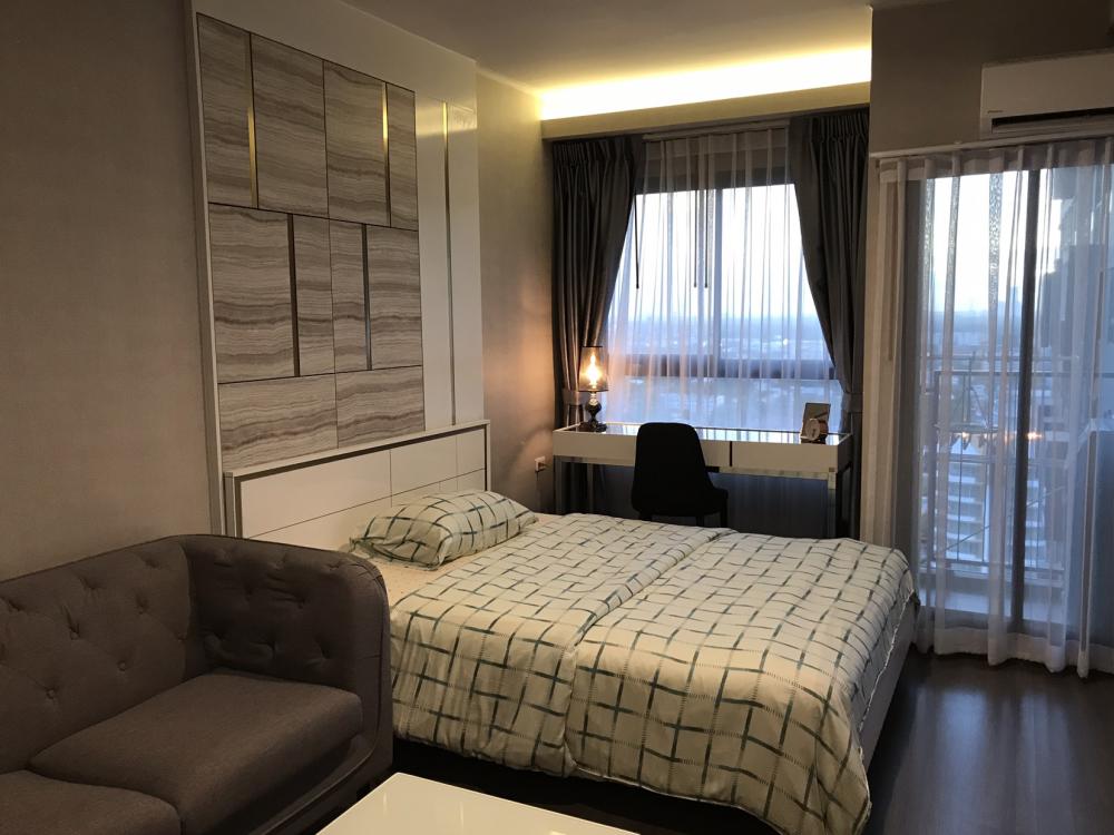 For SaleCondoOnnut, Udomsuk : For sale: Ideo S93, Studio room, fully furnished + electrical appliances, high floor, Bang Krachao view, not blocked.