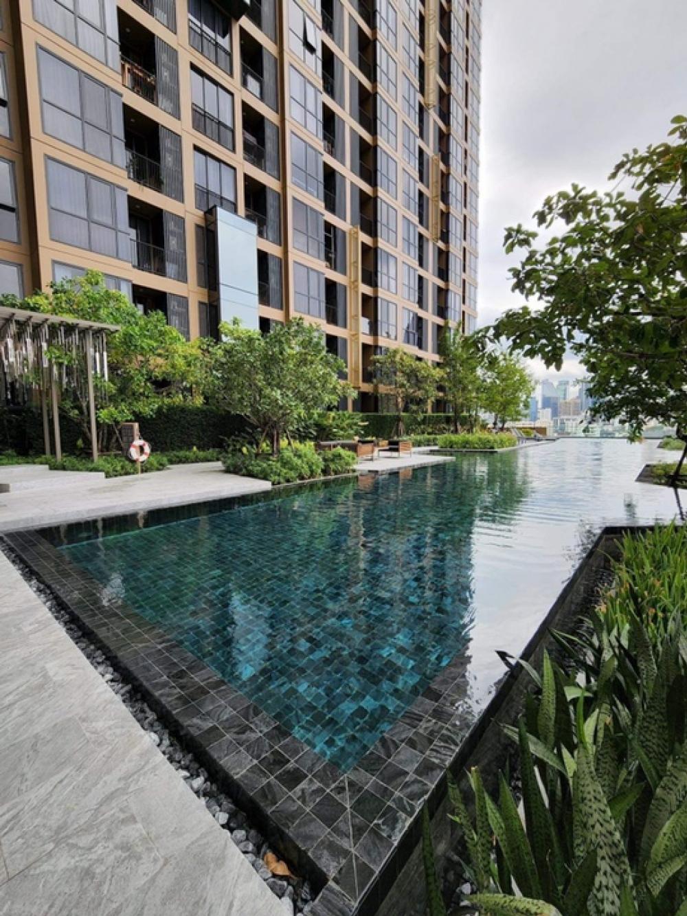 For SaleCondoSukhumvit, Asoke, Thonglor : Sale Oka Haus Condo, fully furnished, beautiful, ready to move in,E direction, city view 

Room 34.66 sq m, price 4.85 million, room number 3399/362 19th Floor
Layout 1BM East