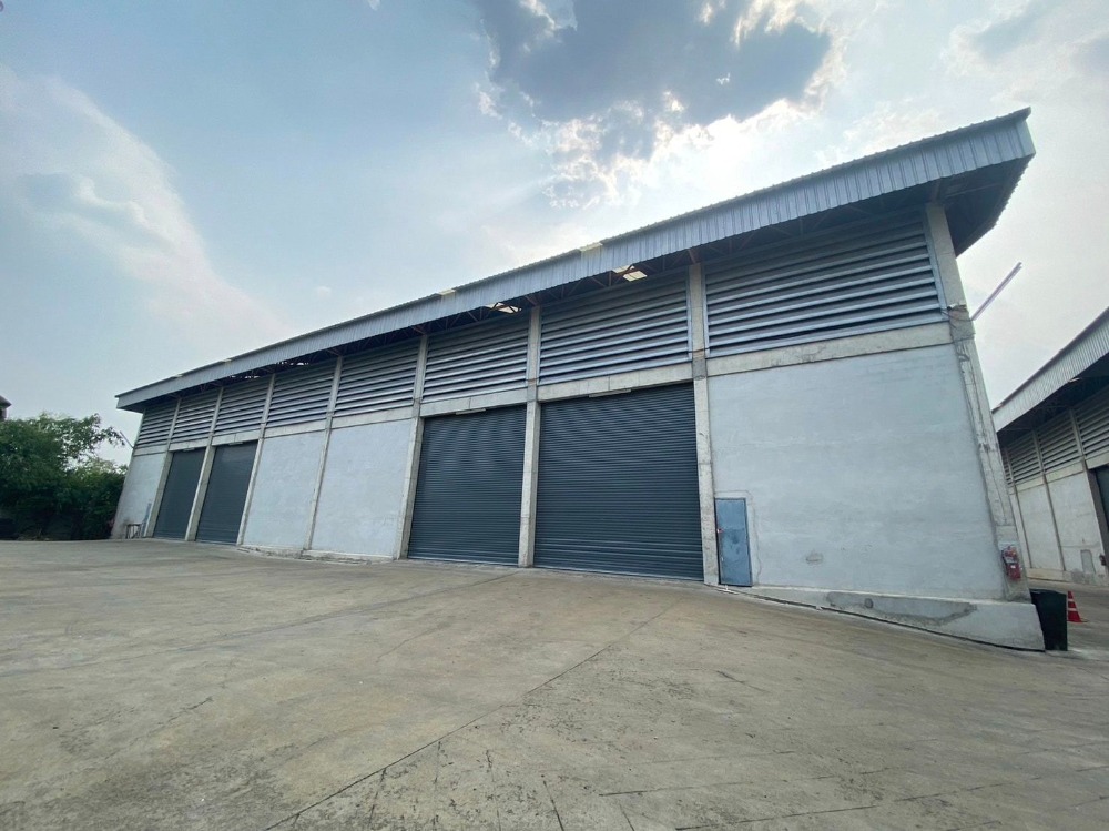 For RentWarehouseMin Buri, Romklao : Warehouse for rent, Bang Chan Subdistrict, Khlong Sam Wa District, Bangkok, area 425-850 sq.m.