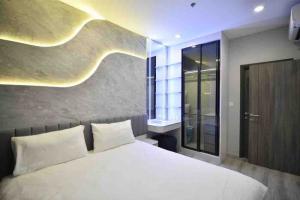 ให้เช่าคอนโดพระราม 9 เพชรบุรีตัดใหม่ RCA : for rent ideo mobi asoke 1 bed special deal nice room ❤️