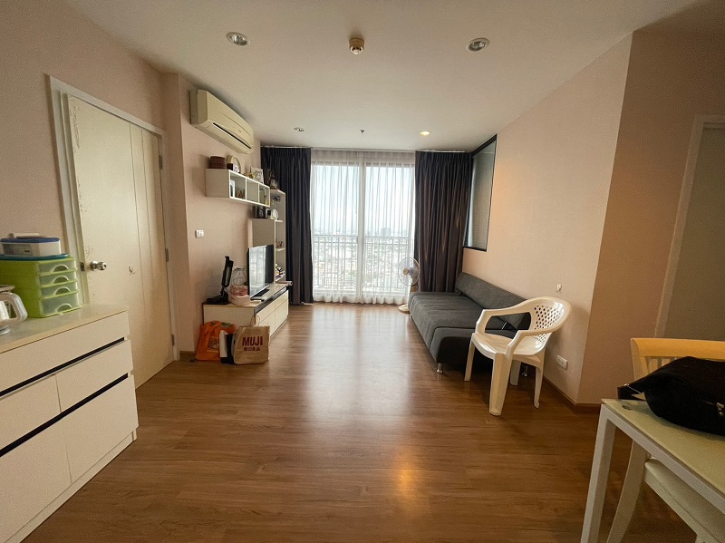 For SaleCondoBang Sue, Wong Sawang, Tao Pun : 💛🧡Room for sale at special price💛🧡 Condo The Tree Interchange, Building A, size 63 sq m, 35th floor, only 4.99 million baht!!