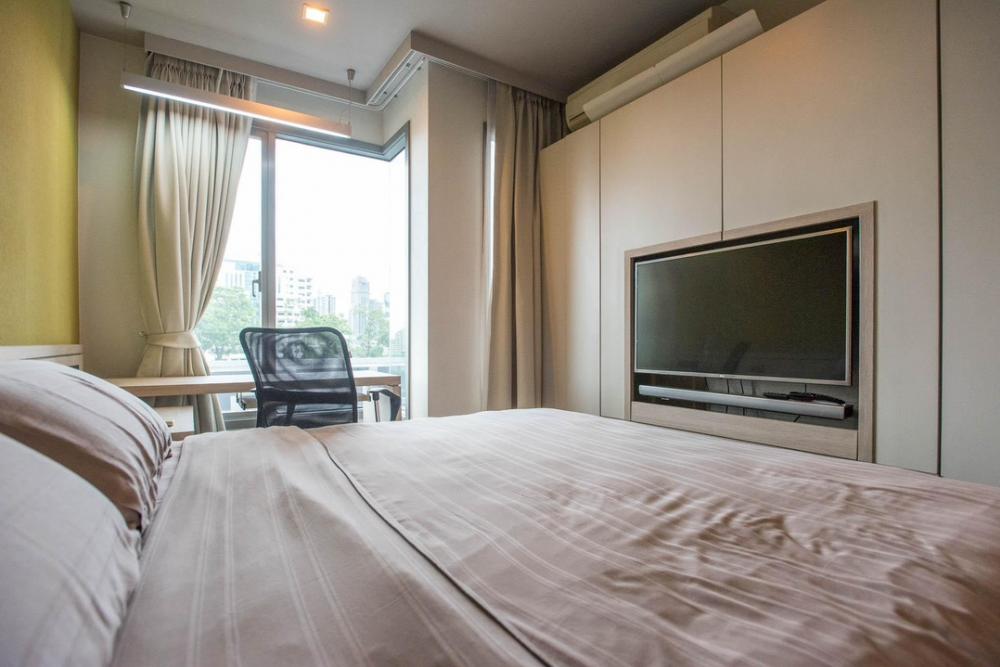 For SaleCondoSukhumvit, Asoke, Thonglor : Welcome agent to sell Ceil by Sansiri, condo near BTS Ekkamai, large room, special discount!! Rent & Sale!!! Ceil by Sansiri eakamai 12Corner unit 1 bedroom, designed and decorated by professional interior designer and contractor