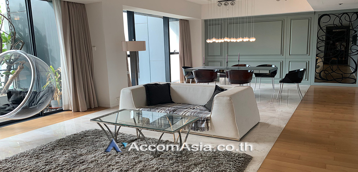 For SaleCondoSathorn, Narathiwat : 3 Bedrooms Condominium for Sale in Sathorn, Bangkok near BTS Chong Nonsi - MRT Lumphini at The Met Sathorn (AA30078)