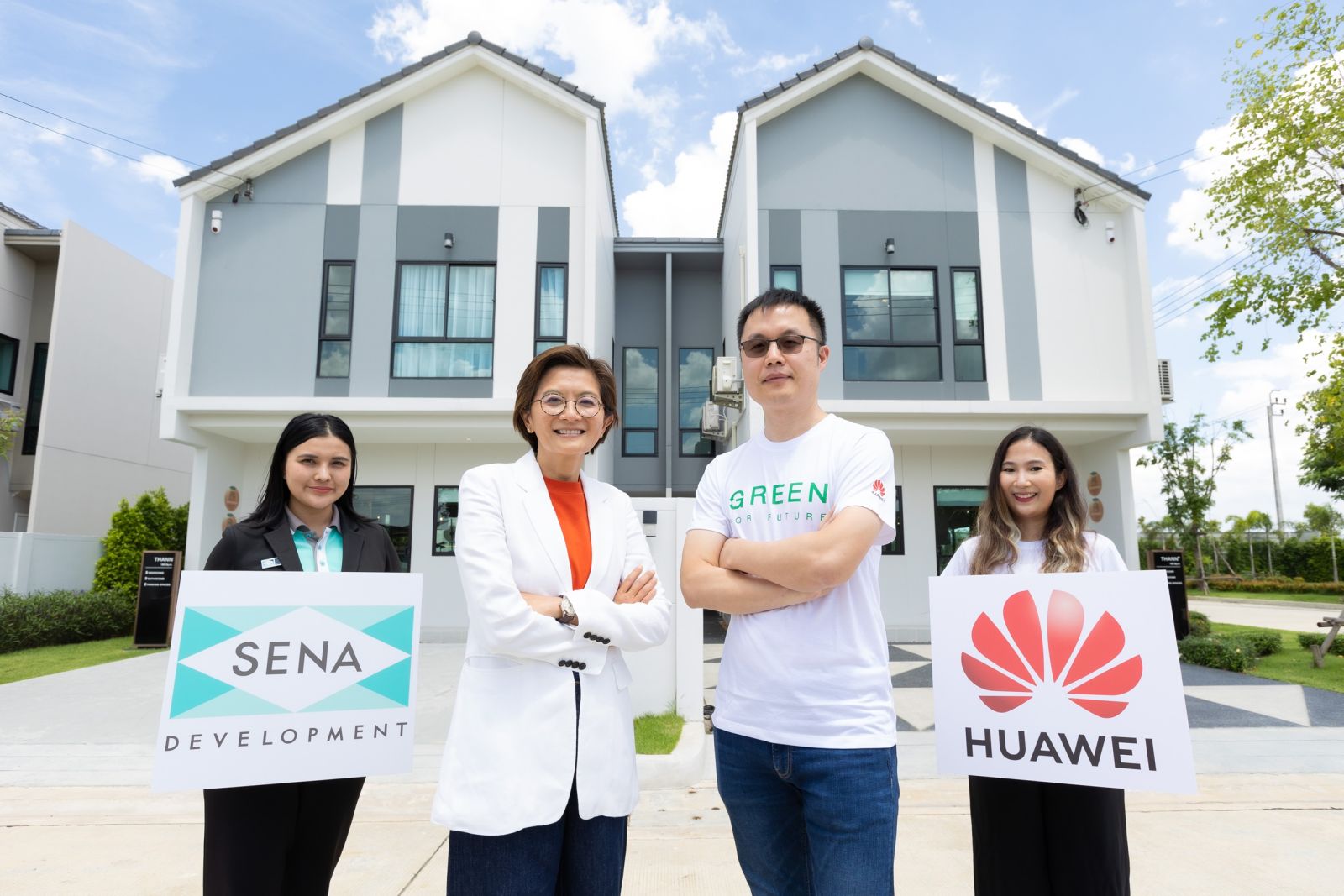 SENA ควงพาร์ทเนอร์ชิพ HUAWEI สร้างชุมชนสีเขียวเพื่อความยั่งยืน  จัดแคมเปญพิเศษ ยกขบวน 21 โครงการให้ฟรี X 3 ต่อ