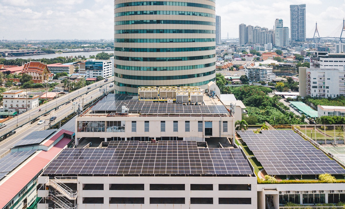 SUPALAI GRAND TOWER เดินหน้าติดตั้งโซลาร์เซลล์ นำร่อง OFFICE BUILDING ที่เป็นมิตรต่อสิ่งแวดล้อม