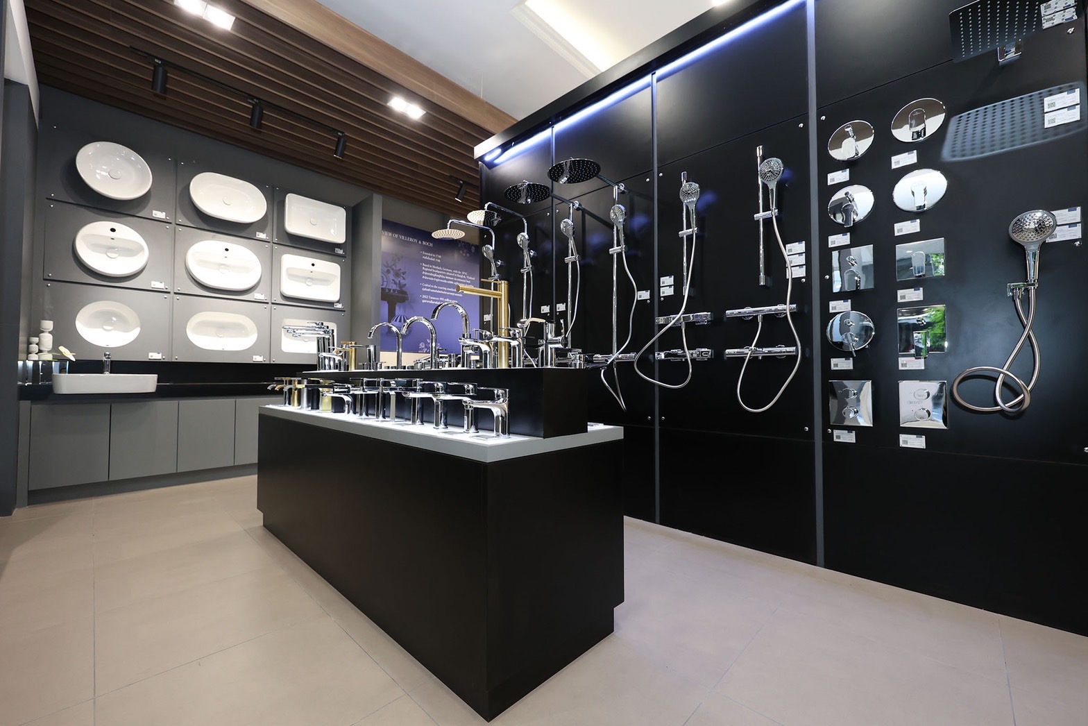 “คริสตัล โฮม” ยกระดับความร่วมมือ “Villeroy & Boch”เปิด Flagship Store แห่งแรกในไทย พร้อมเปิดตัวคอลเลกชันใหม่ “Antao” และ “Hommage to Hommage” เติมแรงบันดาลใจตกแต่งห้องน้ำหรูครบทุกความต้องการ