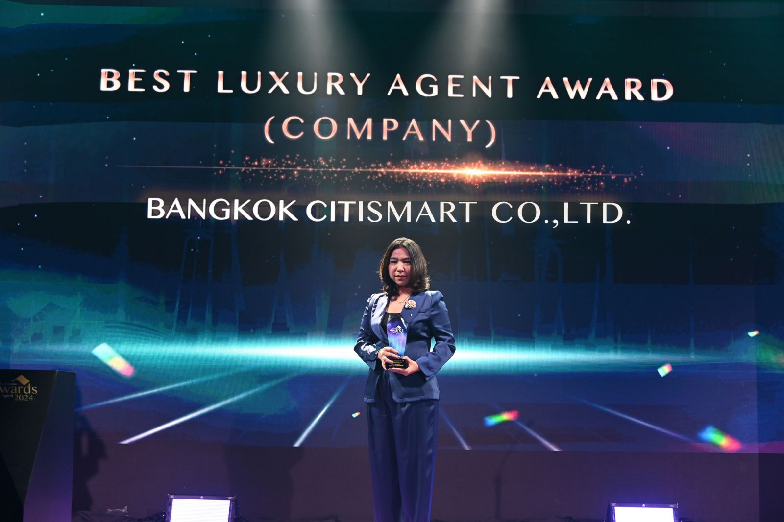 สรุปผลประกาศรางวัล จากงาน “Livinginsider Agent Awards 2024”  งานประกาศรางวัลความสำเร็จ “นายหน้าอสังหาริมทรัพย์แห่งปี” ครั้งที่ 2  เวทีมอบรางวัลที่ยิ่งใหญ่ที่สุด ในวงการนายหน้าอสังหาฯ แห่งประเทศไทย