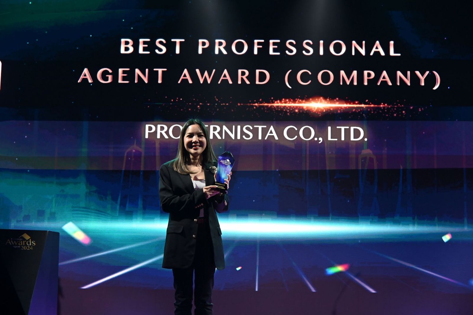 สรุปผลประกาศรางวัล จากงาน “Livinginsider Agent Awards 2024”  งานประกาศรางวัลความสำเร็จ “นายหน้าอสังหาริมทรัพย์แห่งปี” ครั้งที่ 2  เวทีมอบรางวัลที่ยิ่งใหญ่ที่สุด ในวงการนายหน้าอสังหาฯ แห่งประเทศไทย