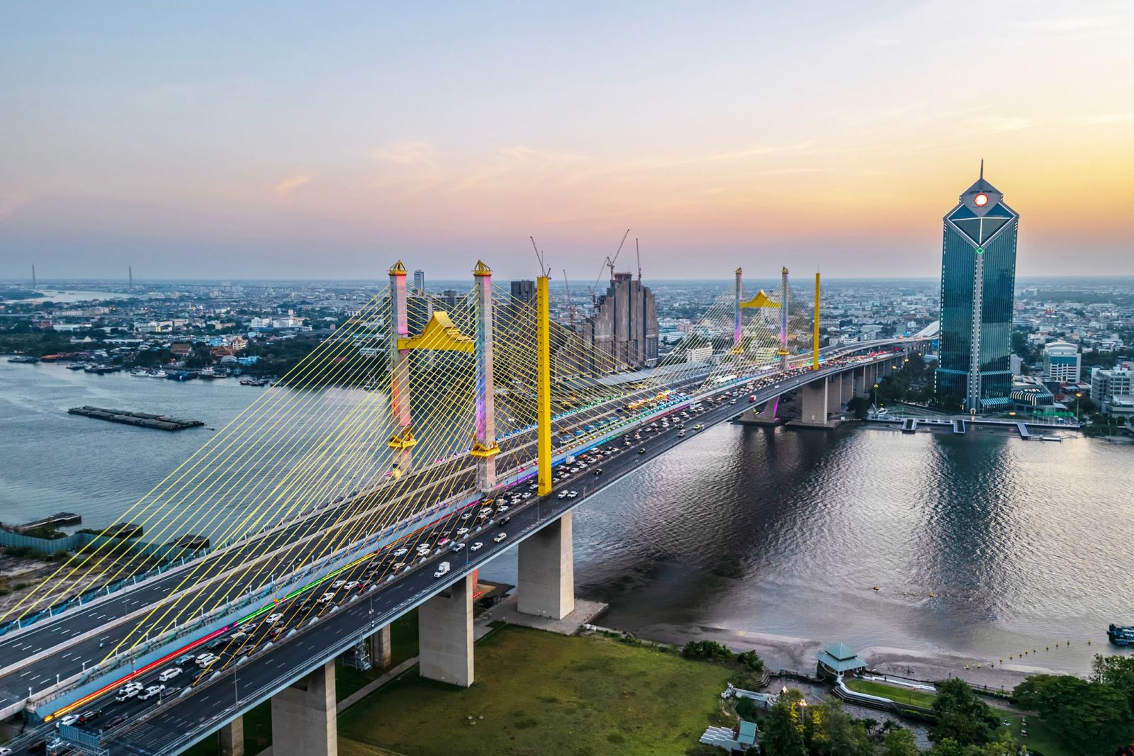 “สะพานพระราม 10” (ทศมราชัน) เชื่อมต่อเส้นทางใดบ้าง พร้อมส่องภาพรวมการเช่า-ซื้ออสังหาฯ ในทำเลนี้