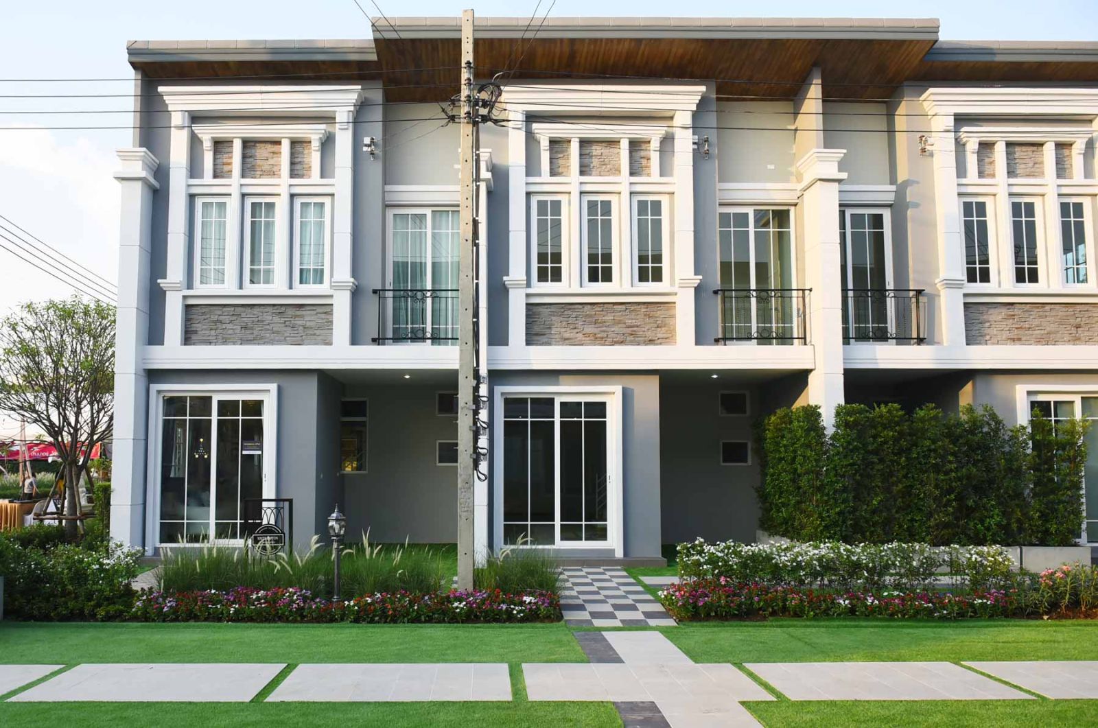 โกลเด้นทาวน์ งามวงศ์วาน แคราย เซาแธมป์ตัน