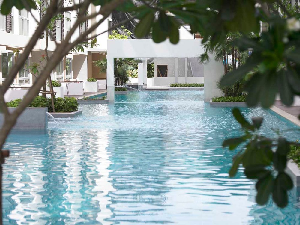 สระว่ายน้ำ โครงการ เอ สเปซ สุขุมวิท 77 (A Space Sukhumvit 77)