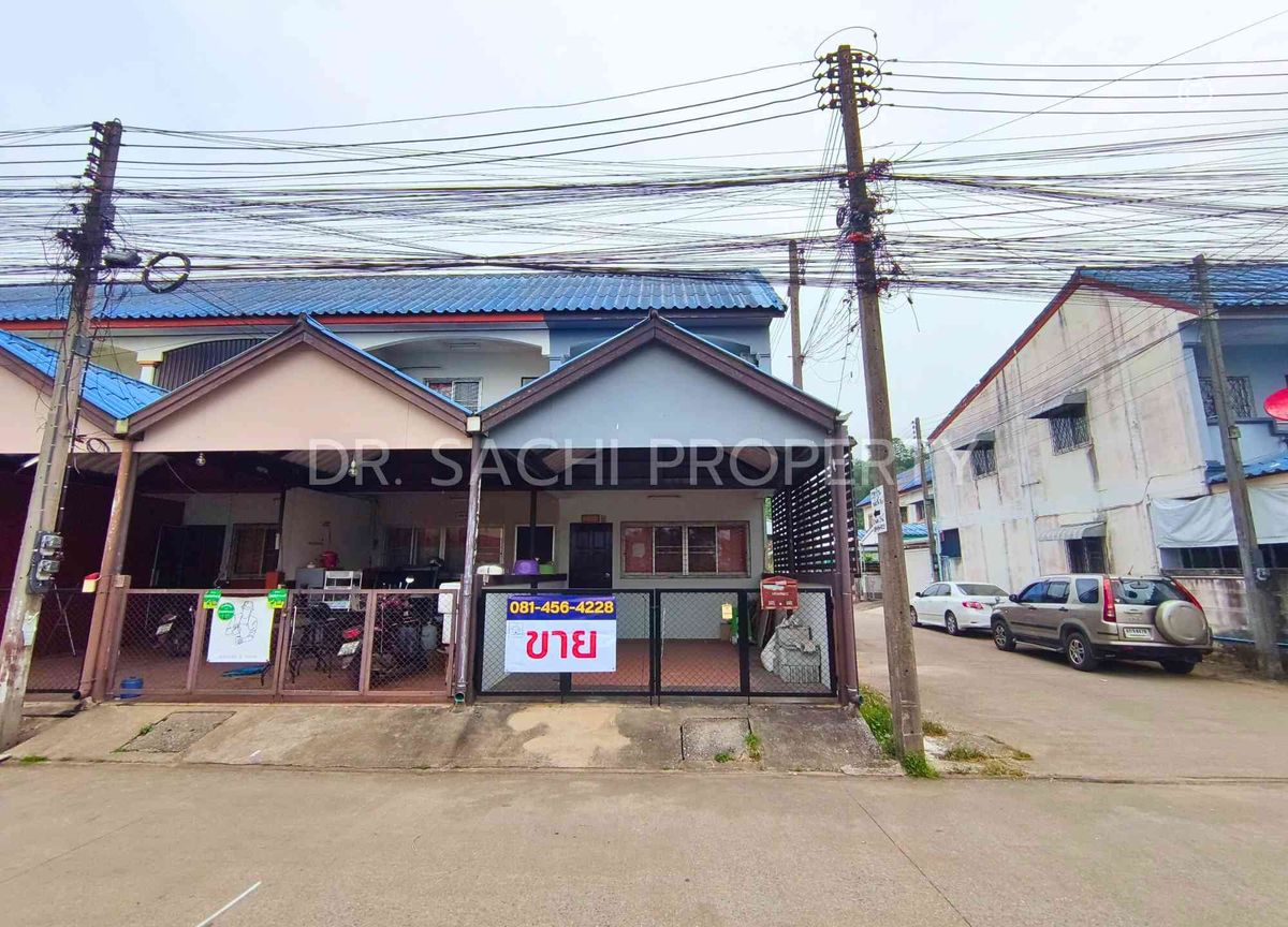 ขายทาวน์โฮมเชียงราย : ขายทาวน์เฮ้าส์ 2 ชั้น 16 ตร.ว. ใกล้ ม.แม่ฟ้าหลวง หมู่บ้านฟ้าไทย จ.เชียงราย