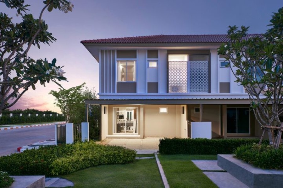 property listing  ไอลีฟ ทาวน์ 2 ประชาอุทิศ 90