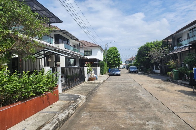 property listing  อภิญญา ไพรเวซี่