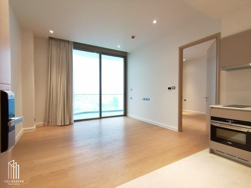 For RentCondoWongwianyai, Charoennakor : Condo for RENT!! Magnolias Waterfront Residences ICONSIAM Condo with a view of the Chao Phraya River, empty room, no furniture, special price @45,000 Baht